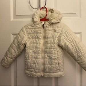 North Face reversible 2T jacket cream with fur